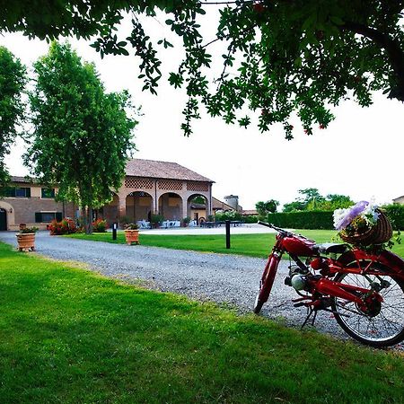 Agriturismo Tenuta Casteldardo Besenzone Extérieur photo